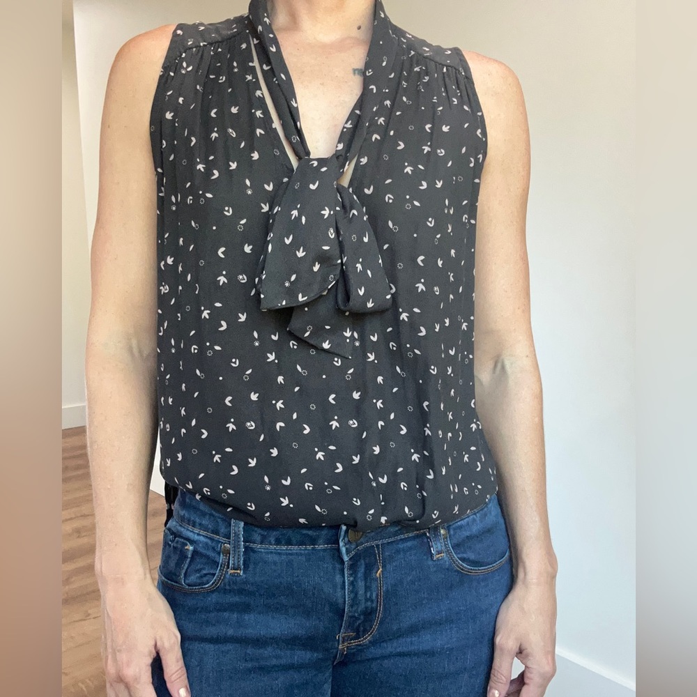 Free People Front Tie Black Patterned V-Neck Shirt - Size XS